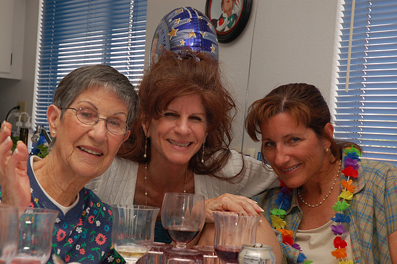 Mom, Liz and Suzi